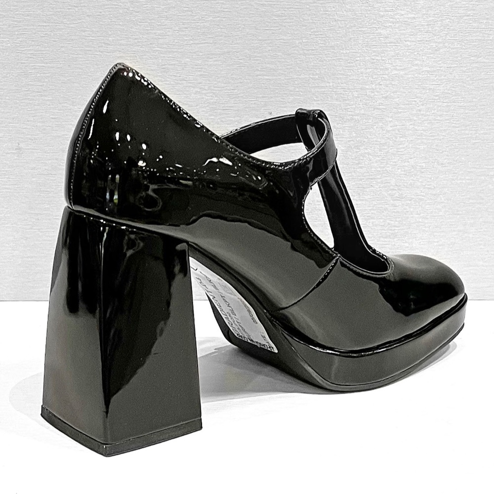 New Black Patent Mary Jane T-Strap Platform Chunky Heel Pumps - Picture 3 of 4